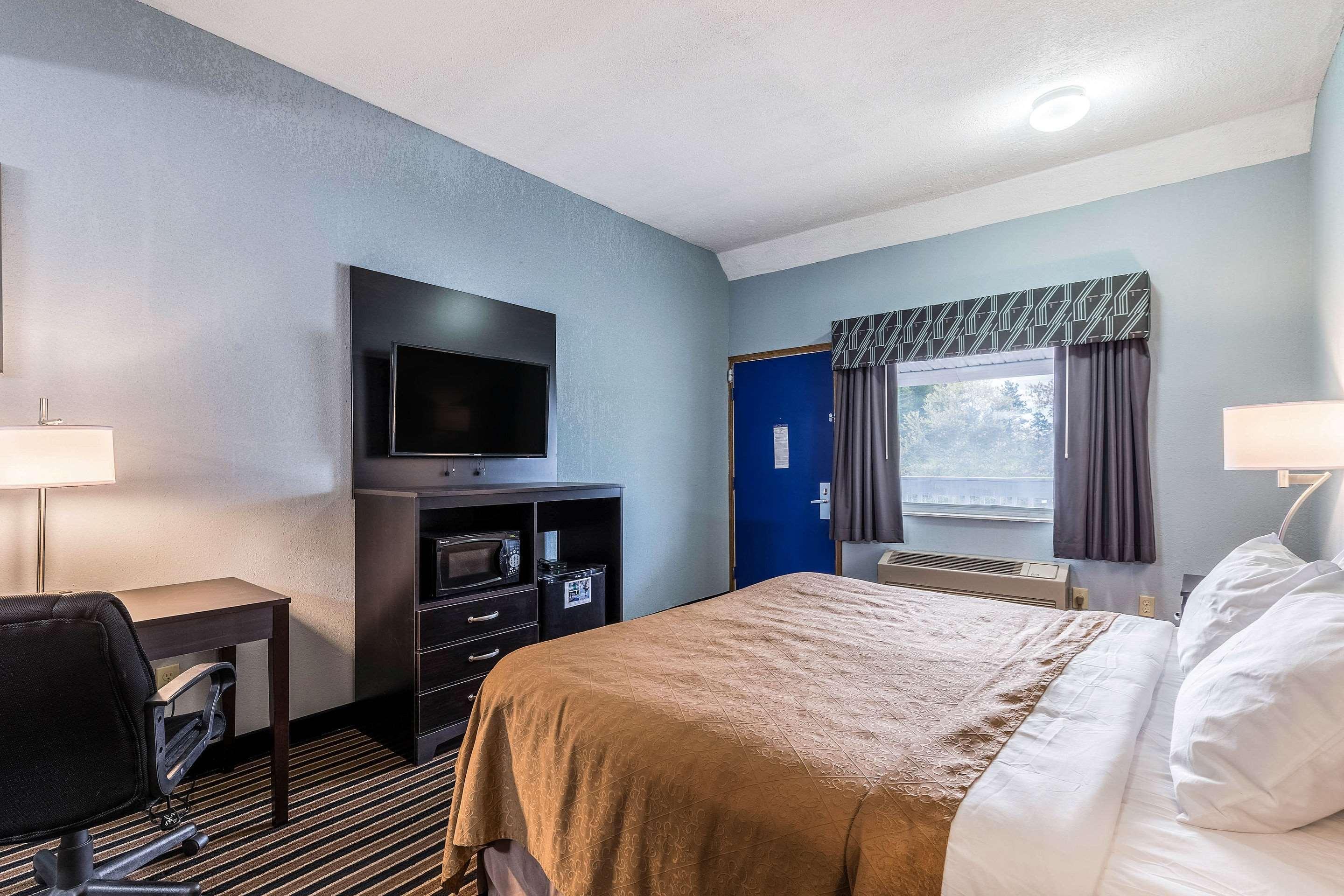 Mini-hôtel Rodeway 2*